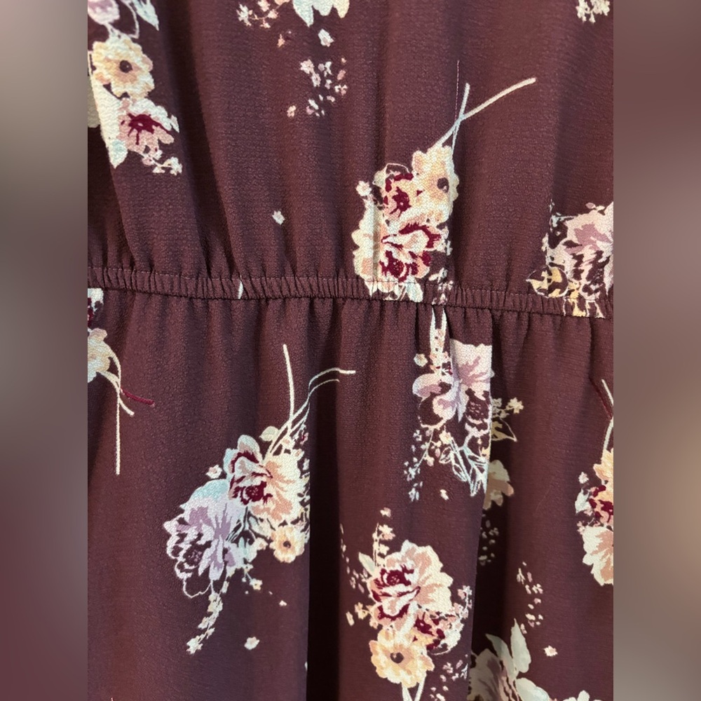 Burgundy Floral Skater Dress Bell Sleeves Keyhole Neck Plus Size 1X - Picture 8 of 13